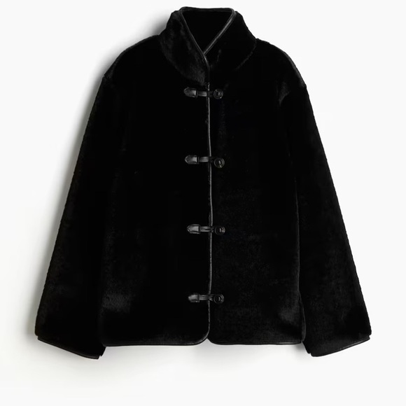 H&M Jackets & Blazers - H&M Black Teddy Jacket with Toggle Closures